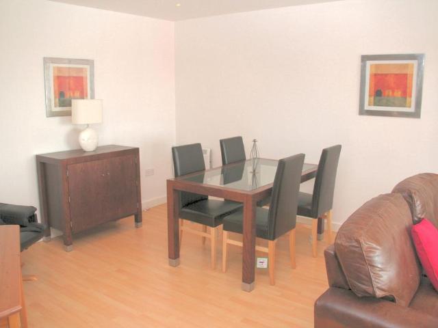 Apartment for rent in Salford Quays, Salford