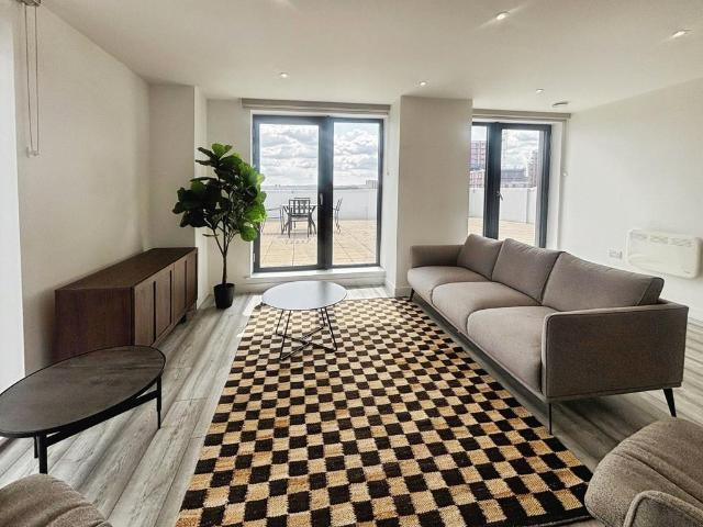 House for rent in Hyde Park, West Yorkshire