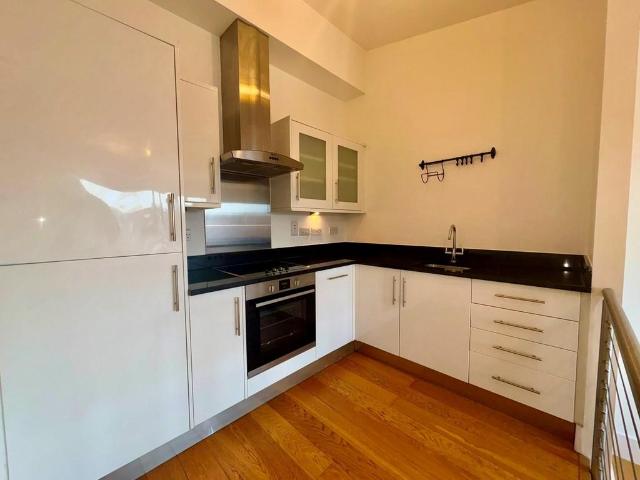 Apartment for rent in London Borough of Harrow, Greater London