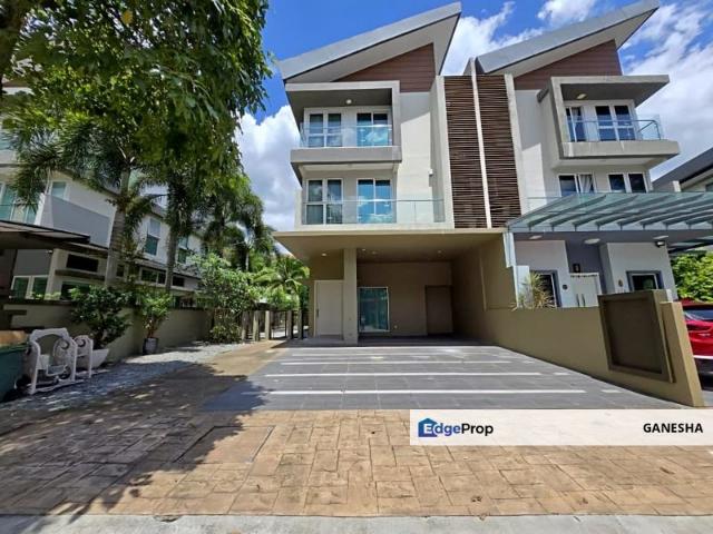 House for sale in Petaling, Damansara Damai