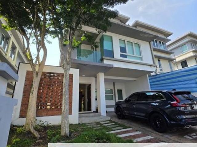 House for sale in Petaling, Damansara Damai