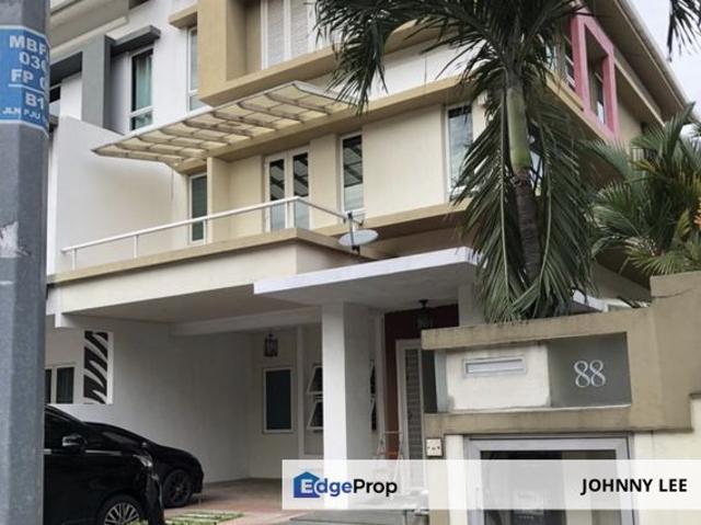 House for sale in Petaling, Damansara Damai