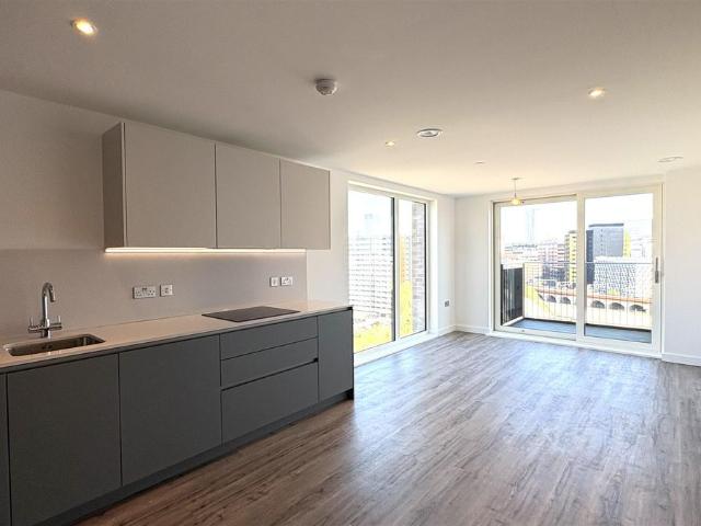 Apartment for rent in Ordsall, Salford