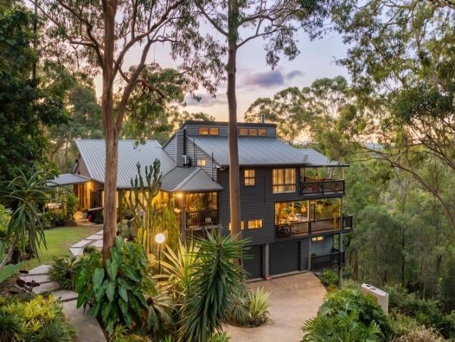 Cottage for sale in Toombul, Queensland