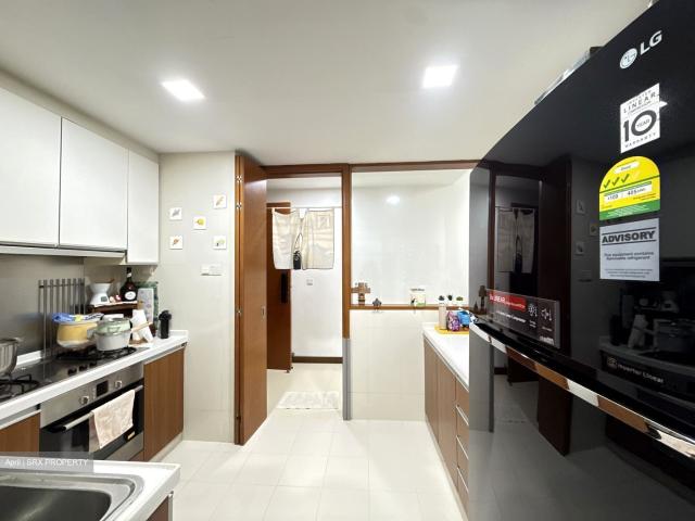 Condominium for sale in Upper Bukit Timah