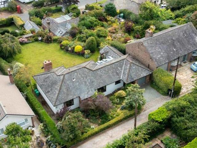 House for sale in West Vale, Cheshire