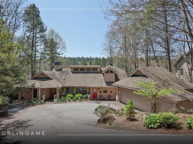 House for sale in Sapphire