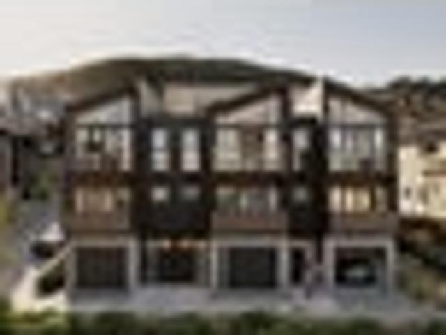 Townhouse for sale in Otakou