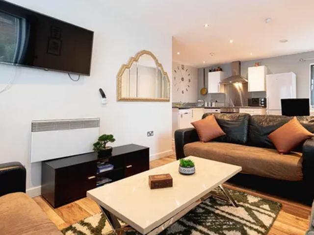 Apartment for rent in Calderstones