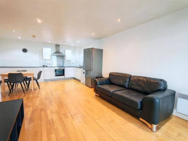 Apartment for rent in St George's Quarter / Cultural Quarter, Calderstones