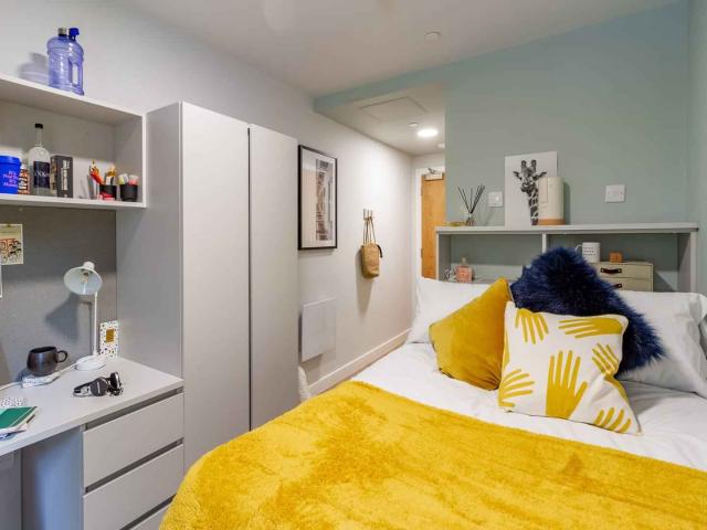 Apartment for rent in Hyde Park, West Yorkshire