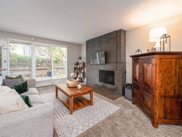 Apartment for rent in Bellevue, Washington