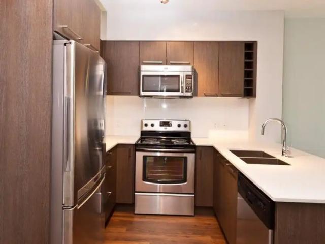 Apartment for rent in Greektown, Vancouver