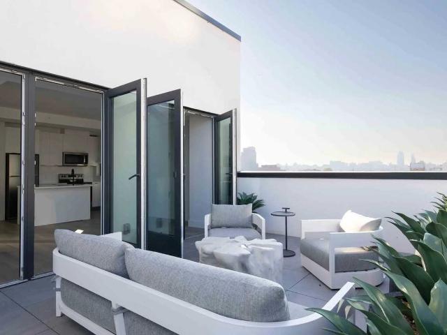 Apartment for rent in Arverne, New York