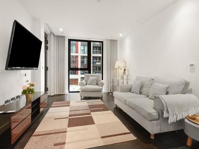 House for rent in Nine Elms, Greater London