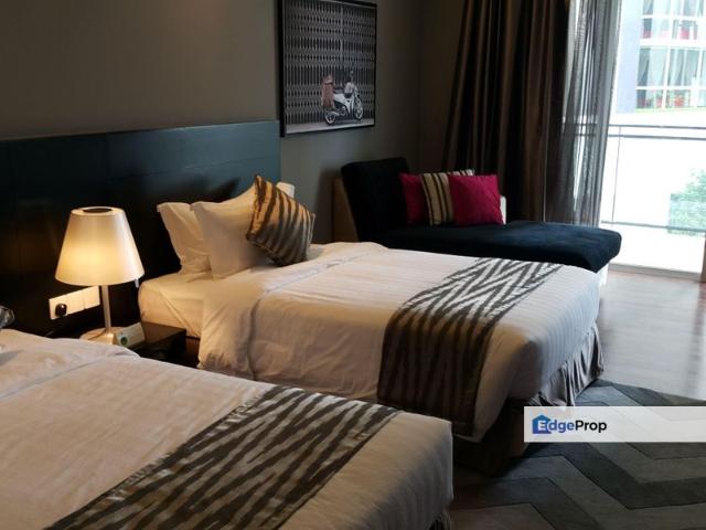Condominium for sale in Malaka