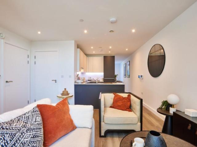 Apartment for sale in Harlesden, Greater London