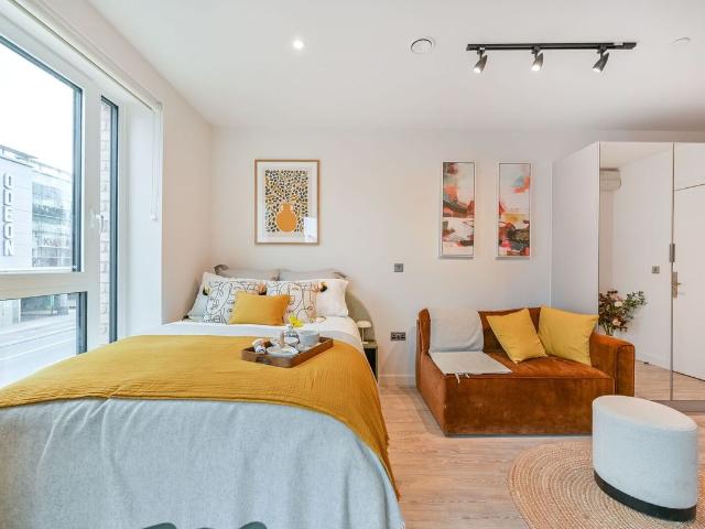 Studio for rent in Norbiton, Greater London
