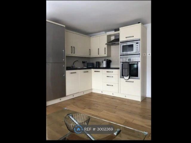 Room for rent in Silverhill Park, Guestling Green