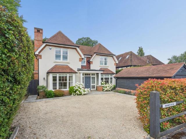 House for rent in Chalfont St. Peter, Denham