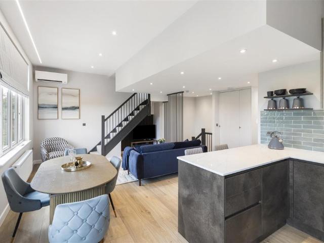 Apartment for rent in Golders Green, Greater London
