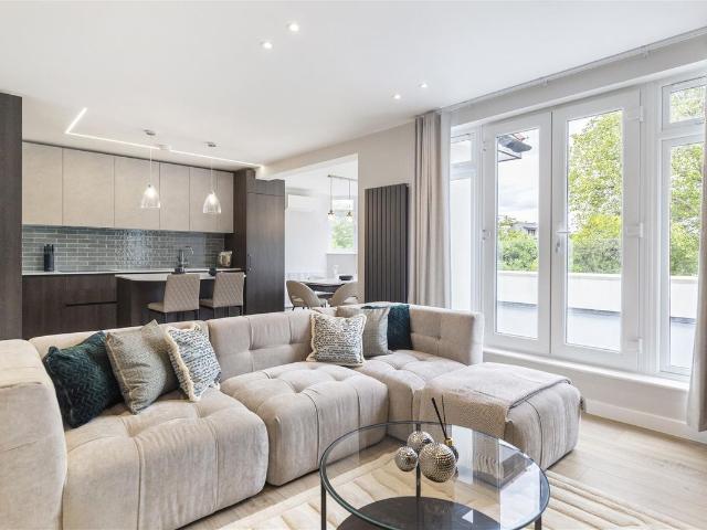 Apartment for rent in Golders Green, Greater London