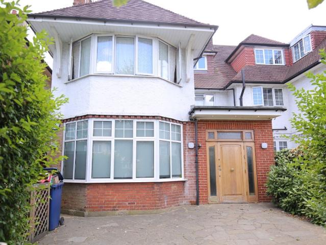 Apartment for rent in Golders Green, Greater London