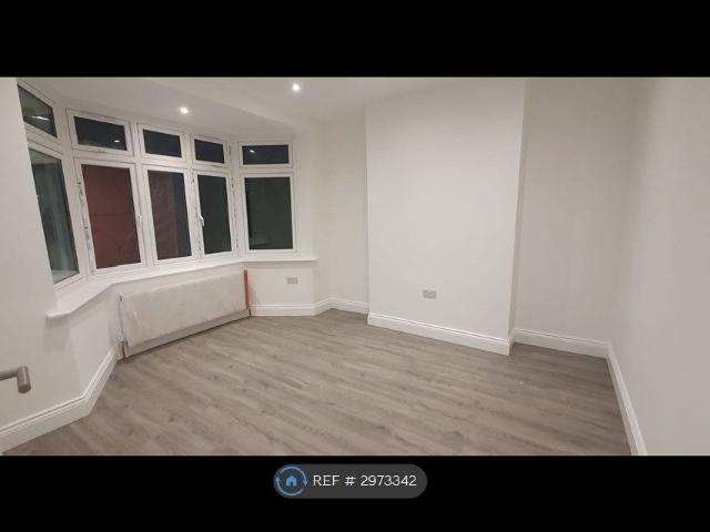 House for rent in Kingsbury, Greater London