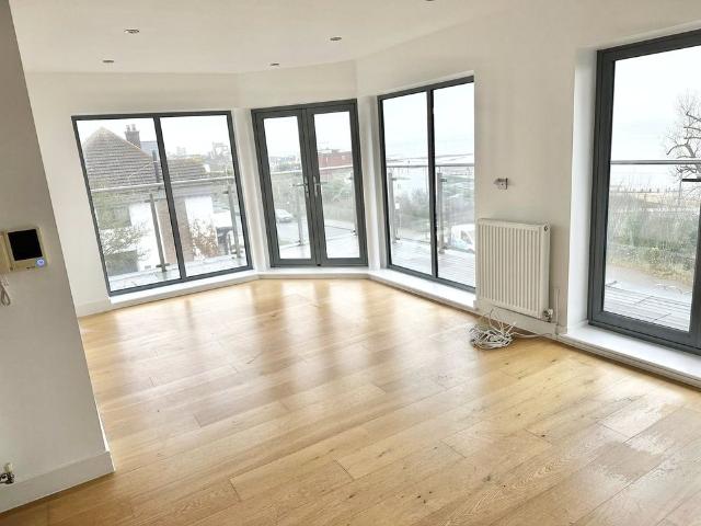 House for rent in Alton Barnes, Essex