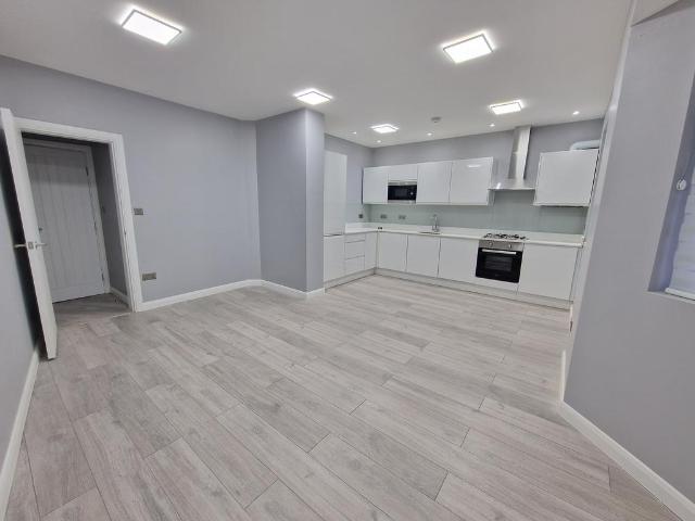 Apartment for rent in Golders Green, Greater London