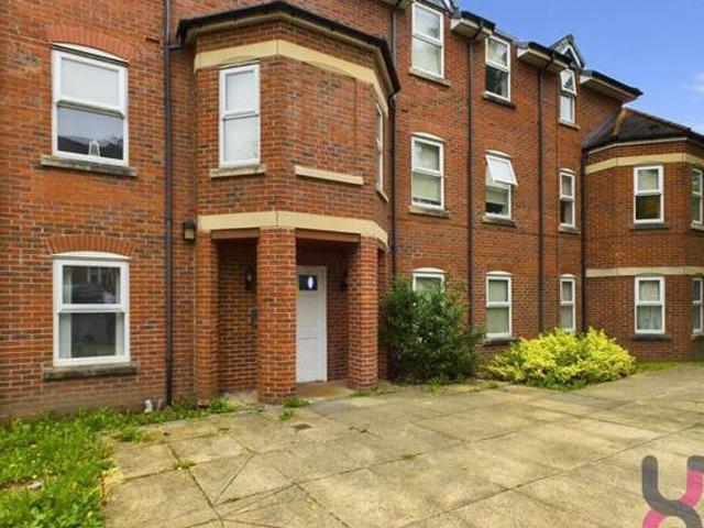 House for sale in Birkenhead