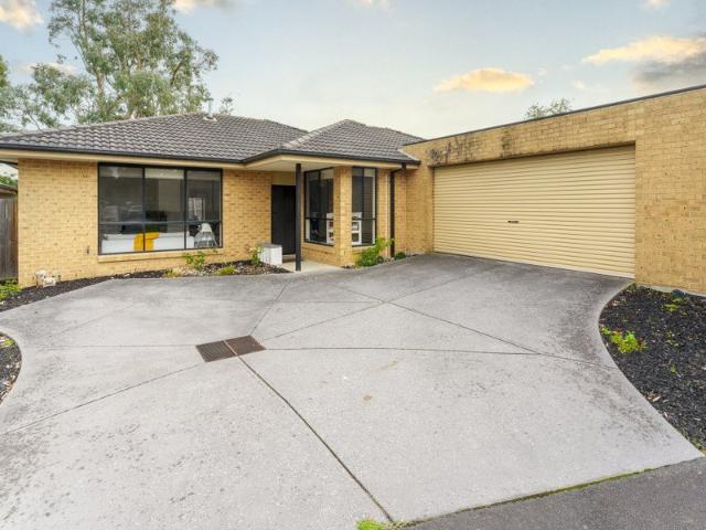 Townhouse for sale in Camerons Creek, Victoria