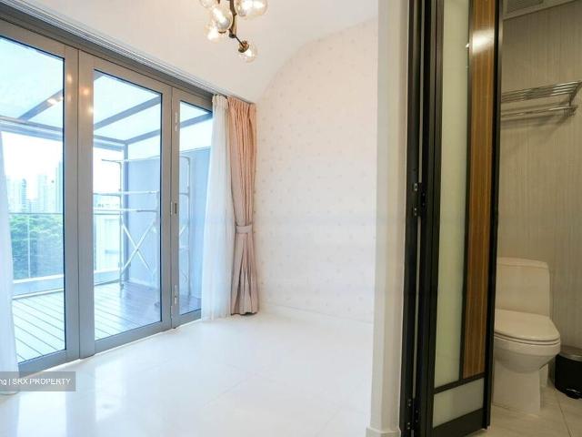 Condominium for sale in Orchard