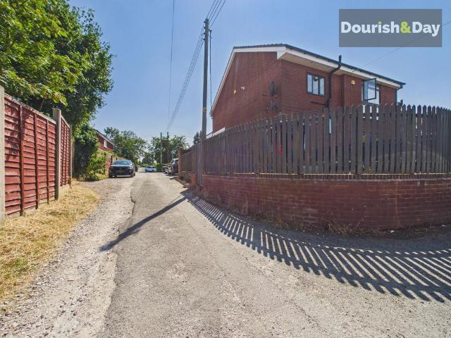 Apartment for rent in Berkswich, Baswich