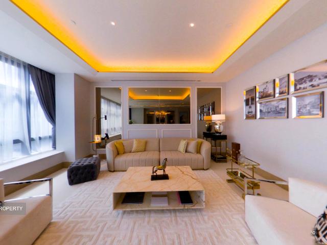 Apartment for sale in Newton