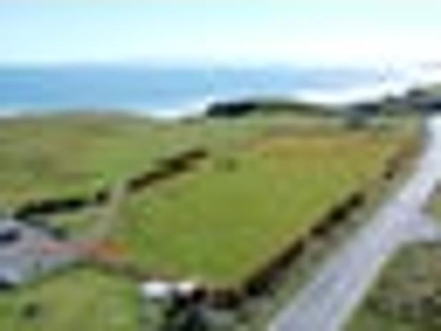 Land for sale in Orepuki, Southland