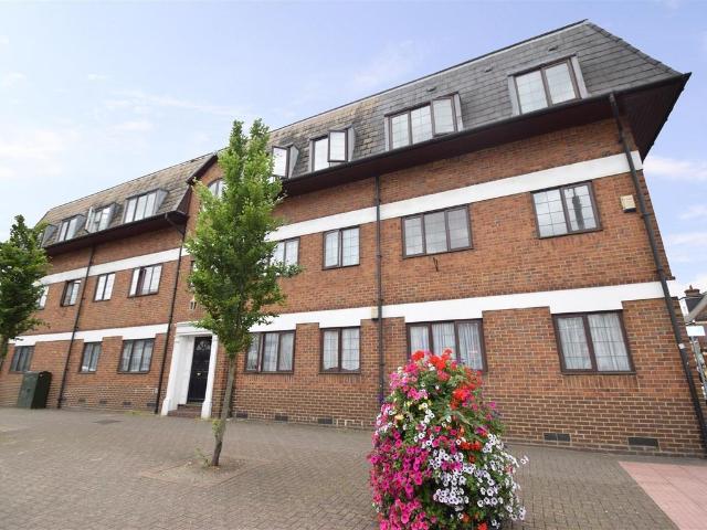 House for rent in North Watford, Hertfordshire