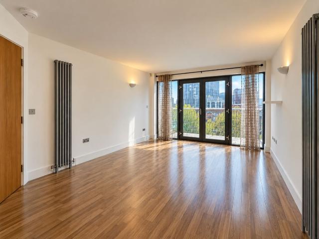 Apartment for rent in First Street, Manchester