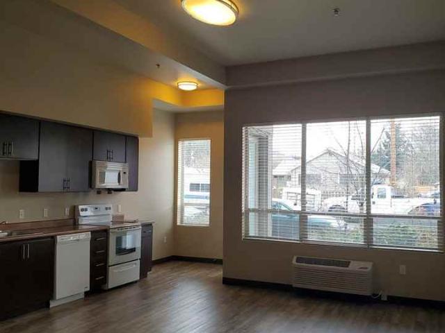 Apartment for rent in Glenfair, Portland