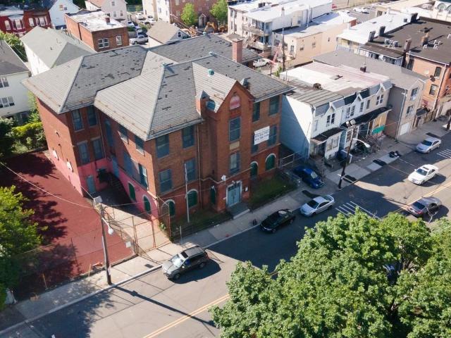 Apartment for rent in Roseville, Newark