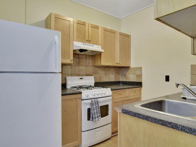 Apartment for rent in Davie Village, Vancouver