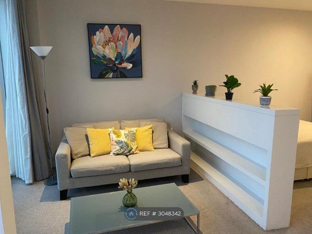 Studio for rent in Bullring, Birmingham
