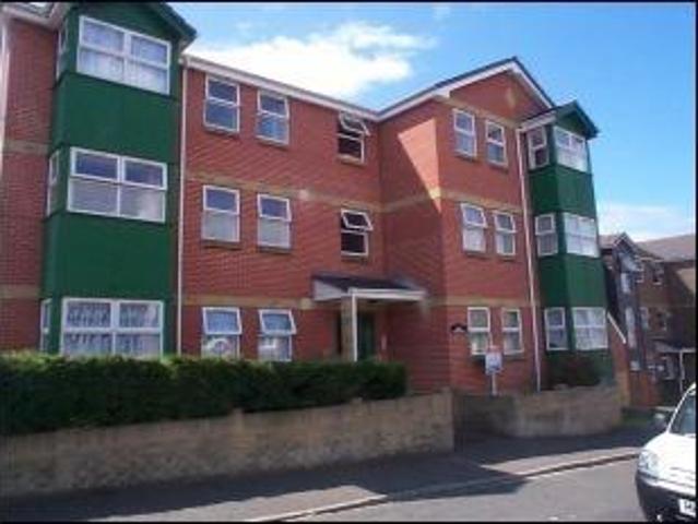 Apartment for rent in Oakfield, Ryde