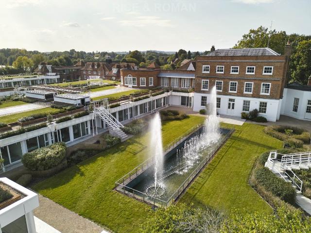 Apartment for rent in Thorpe, Row Town