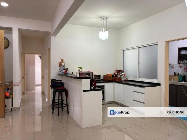 Condominium for sale in Taman Bukit Serdang Seksyen 13, Majlis Bandaraya Subang Jaya