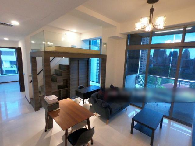 Apartment for sale in Newton