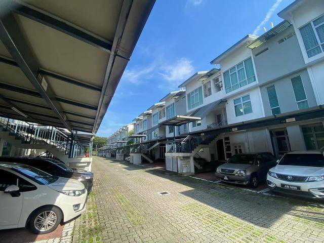 Duplex for rent in Bukit Ledang, Johor