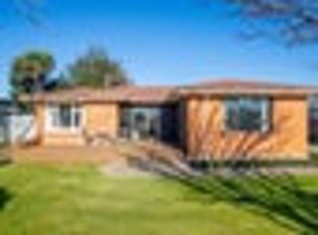 House for sale in Charing Cross, Canterbury