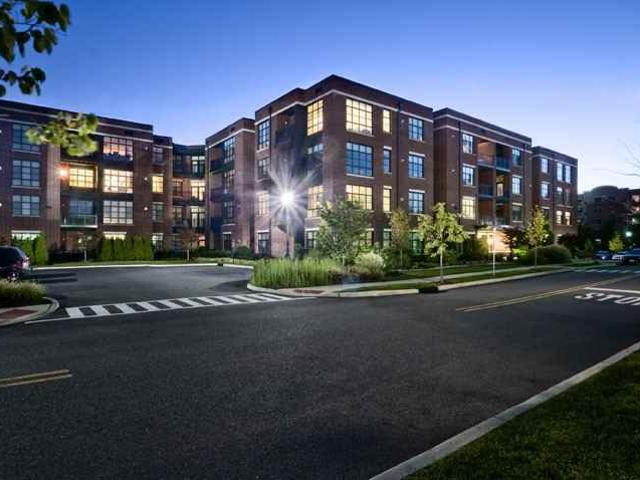 Apartment for rent in Englewood