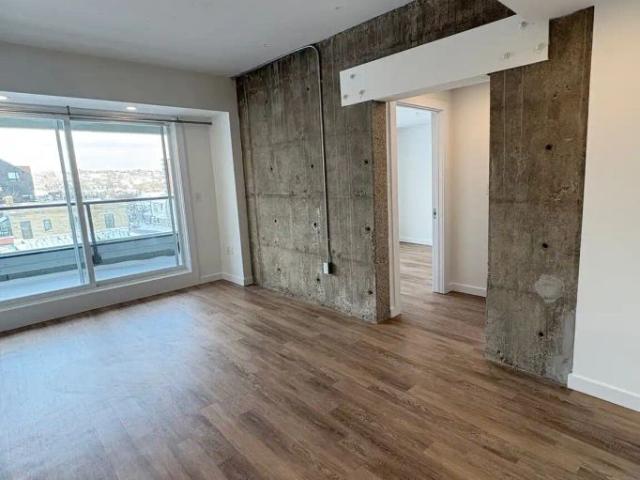 Apartment for rent in Downtown Dartmouth Business District, Dartmouth